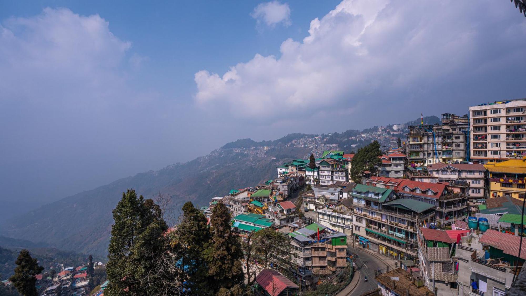 Darjeeling Guest House Deluxe ภายนอก รูปภาพ