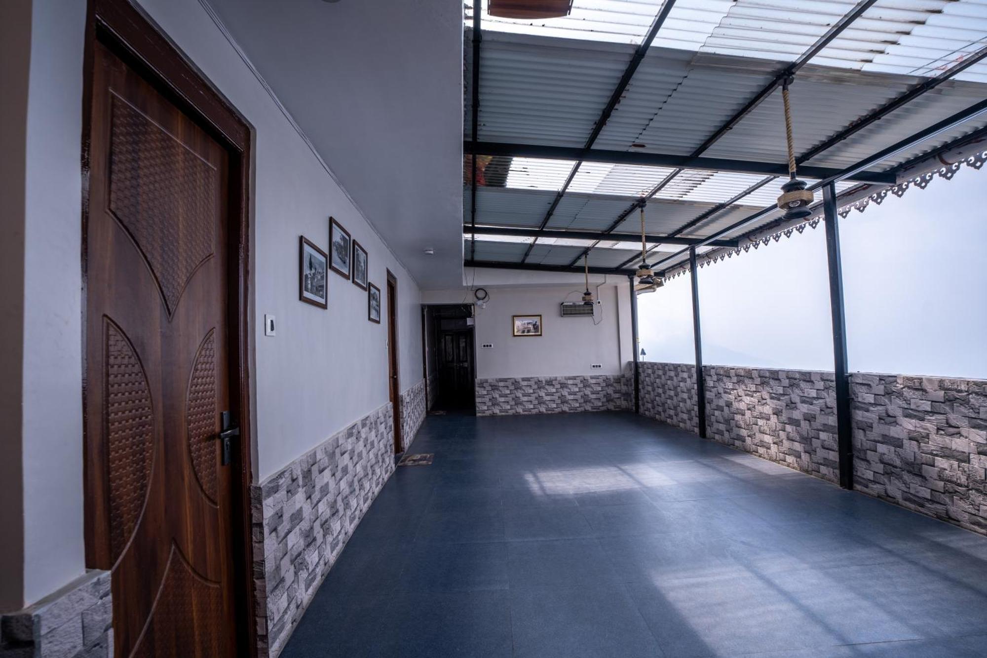 Darjeeling Guest House Deluxe ภายนอก รูปภาพ