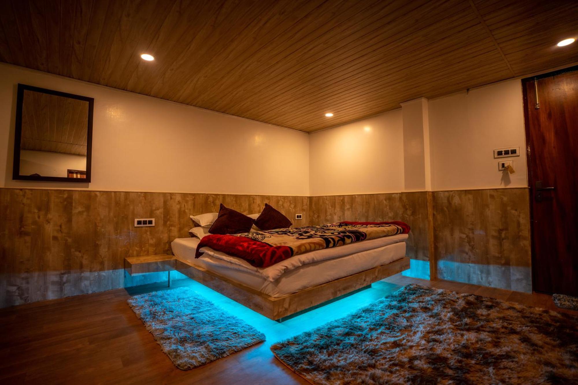 Darjeeling Guest House Deluxe ภายนอก รูปภาพ
